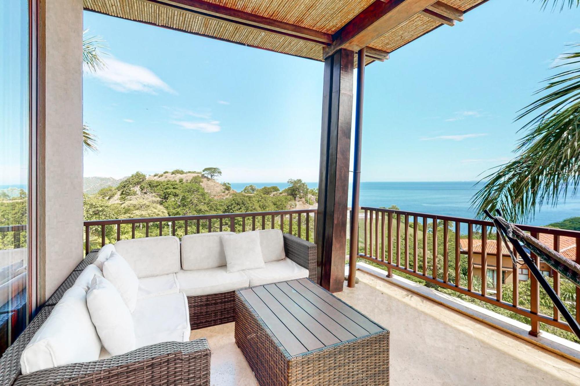 Condo @ Azul Paraiso Коко Номер фото